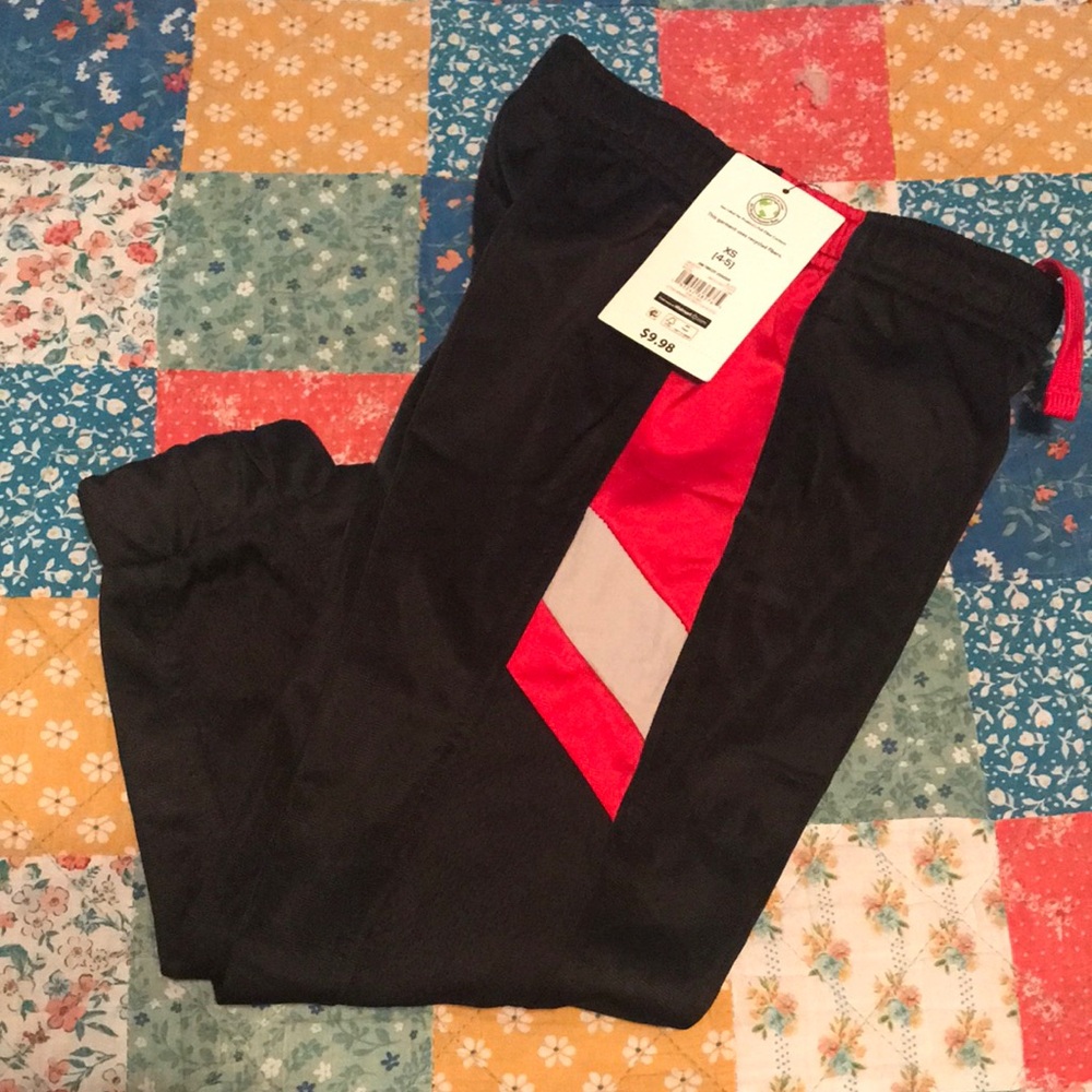 Boys Athletic Pants size XS 4/5 boys NWT